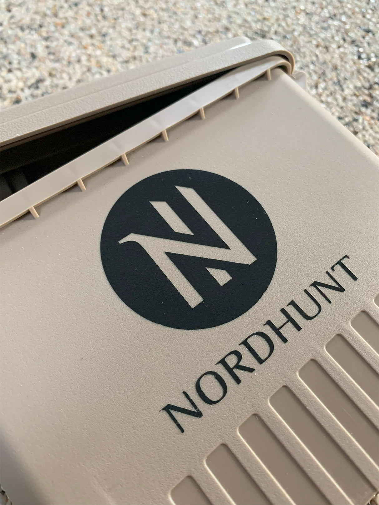 Nordhunt Vandtæt Box - Dark Earth