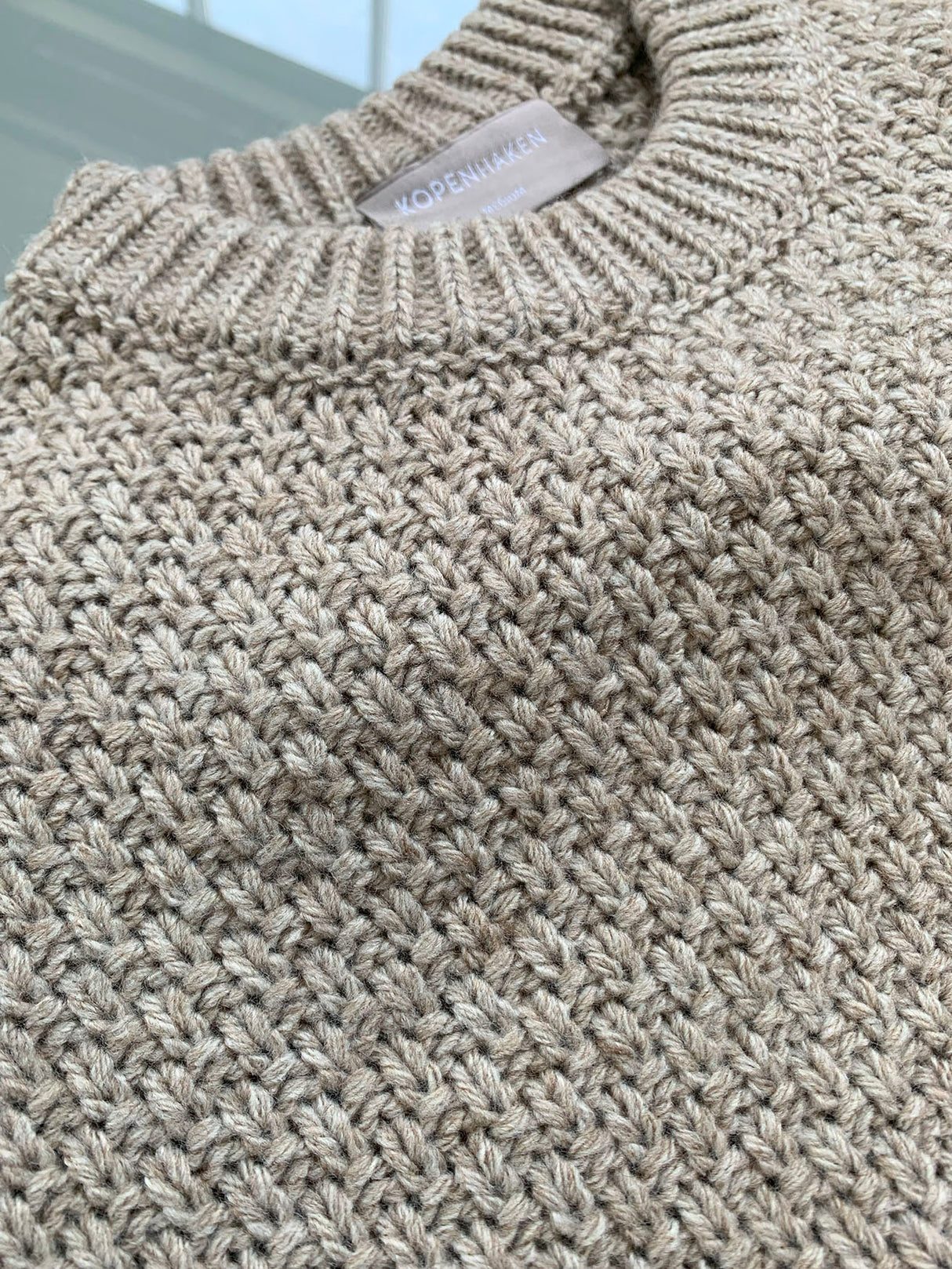 Kopenhaken Elina O-Neck - Dame - Dessert Taupe