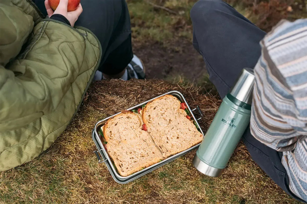 Stanley Useful Box Madkasse - 1,1 L - Hammertone Green