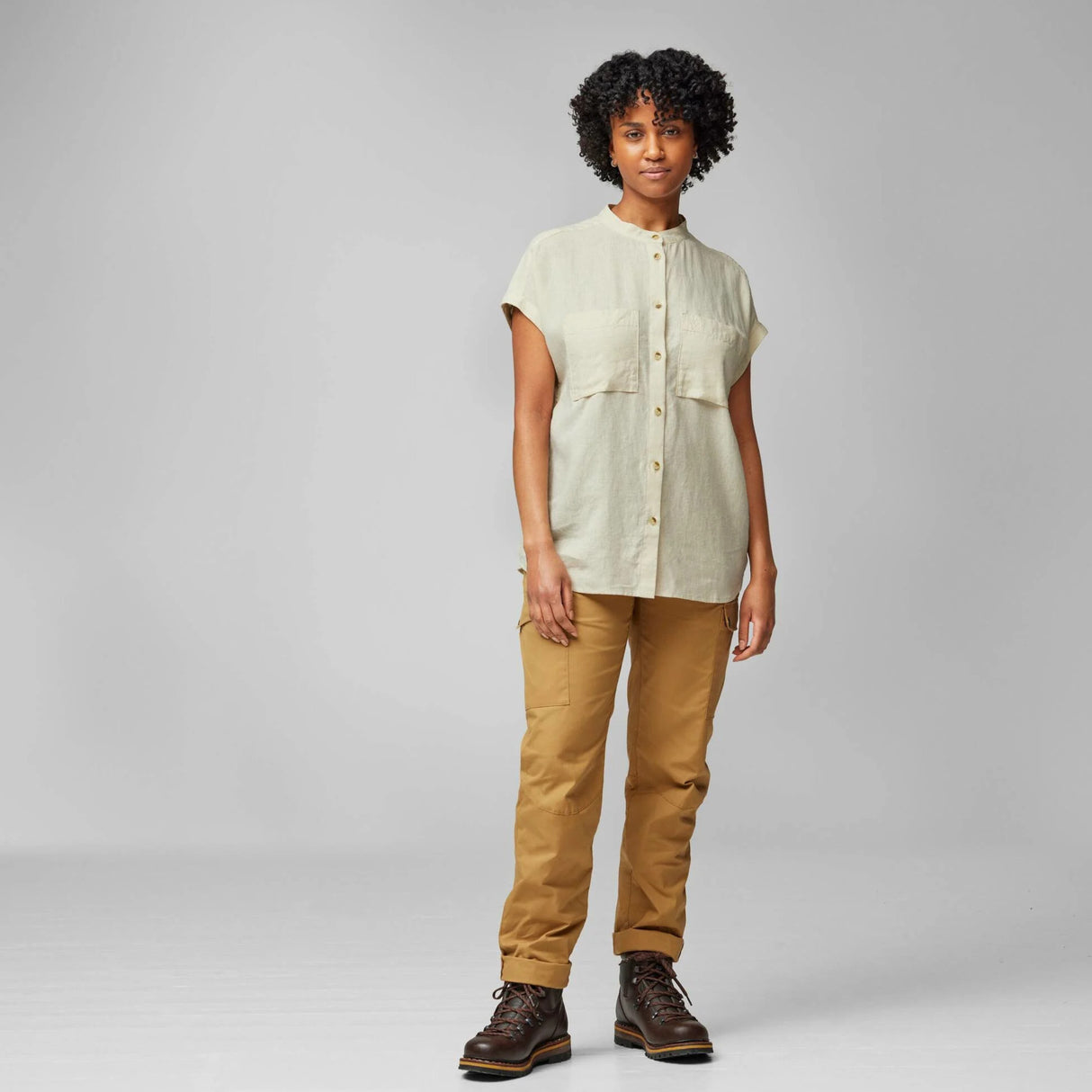Fjällräven Övik Hemp Shirt SS W - Dameskjorte - Green