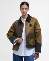 Barbour Alma Wax Jakke - Dame - Sand/Archive Olive/Beech/Ancient