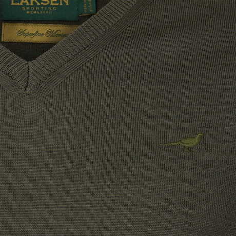 Laksen Sussex V-Neck Merino Strik - Herre - Olive
